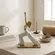 Escultura Decorativa de Resina Mulher Yoga