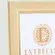 Porta-Retrato de Madeira Dourado com Textura