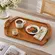 Bandeja em Madeira com Design Curvo